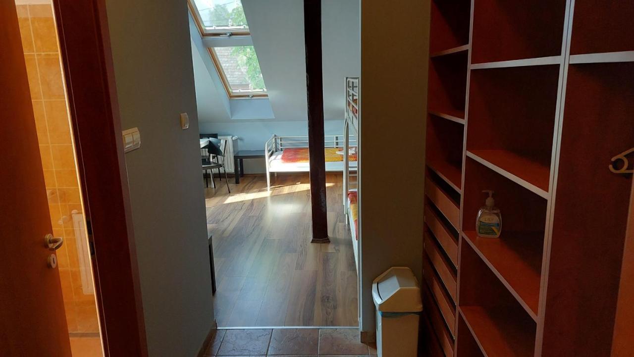 Bordany Hostel מראה חיצוני תמונה