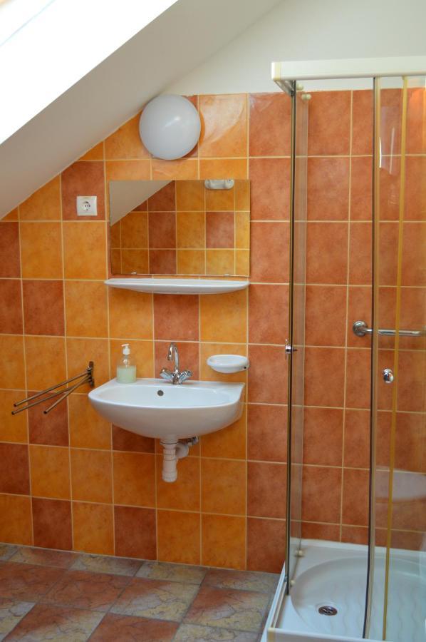 Bordany Hostel מראה חיצוני תמונה